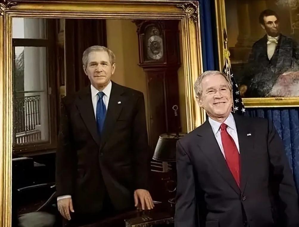 看来，小布什转型成功了。现在成了大艺术家。自画像都摆出来了。这不是艺术大牛才搞的