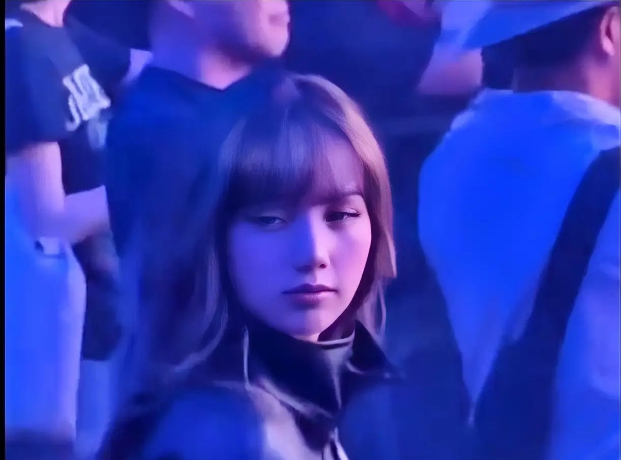 Lisa确认分手Lisa和LV三公子的这场分手大戏，明眼人都看得出来，双方是在玩