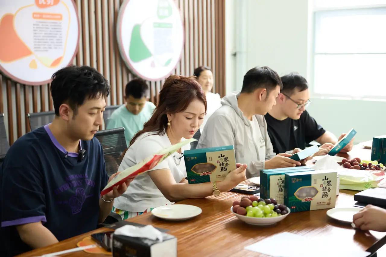一场直播，超10万件农产品，这才是助农的正确打开方式！

我一直觉得，真正的助农