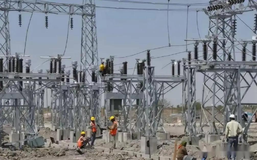 印度电力部长曾公开表示，外资已经把特高压技术传授给了他们，现在轮到印度制造登场了