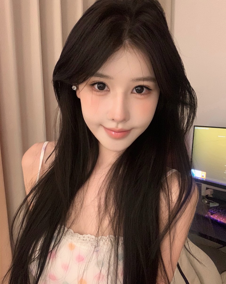 思慕社字母 我曾以为爱是费尽心思的证明，后来才懂，爱是我素面朝天时，你眼里的光；
