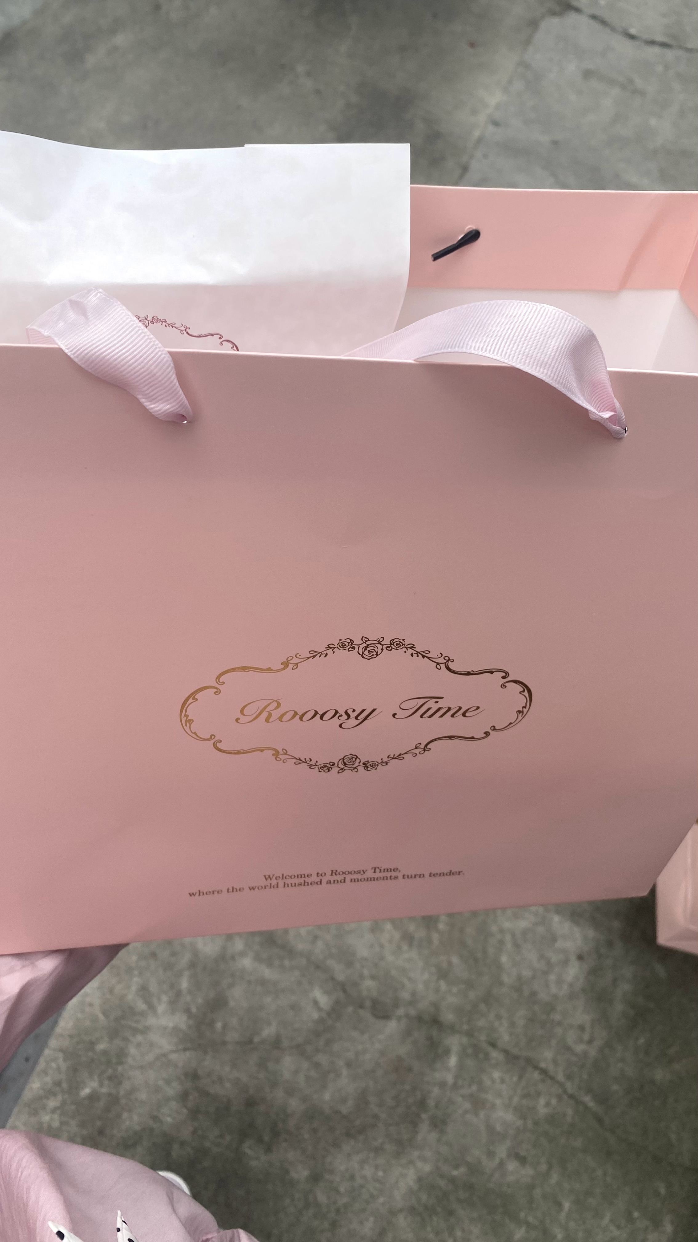 Rooosy Time🎀🤍 ​​​