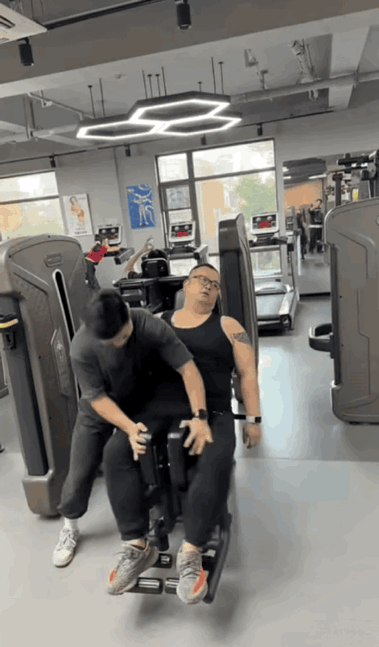 遇上这样的客户，再强的教练也抗不住啊！