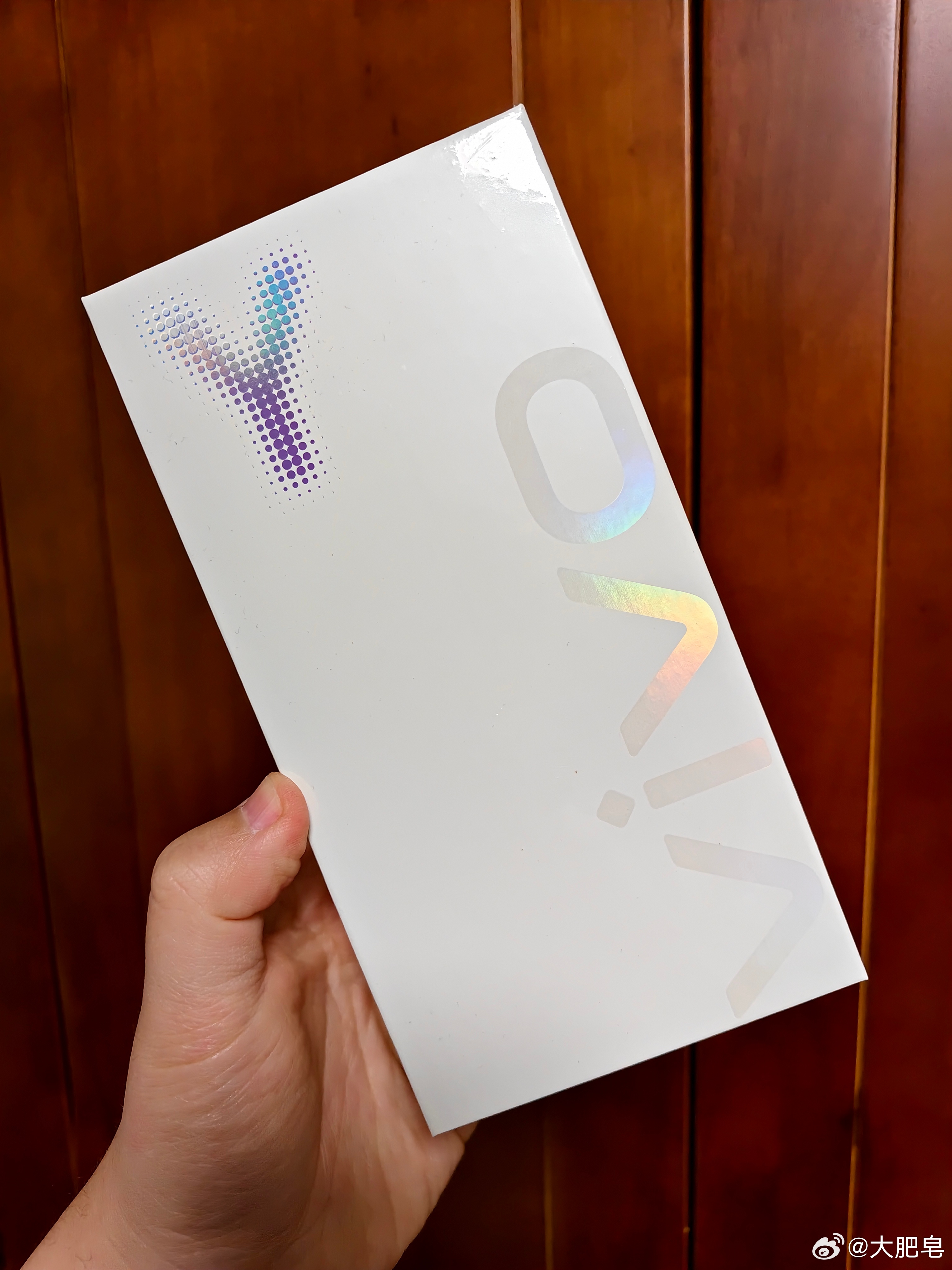 晚安，明天一大早出发去深圳，看比亚迪的新技术去。顺便做个预热，咱们下一台手机抽这