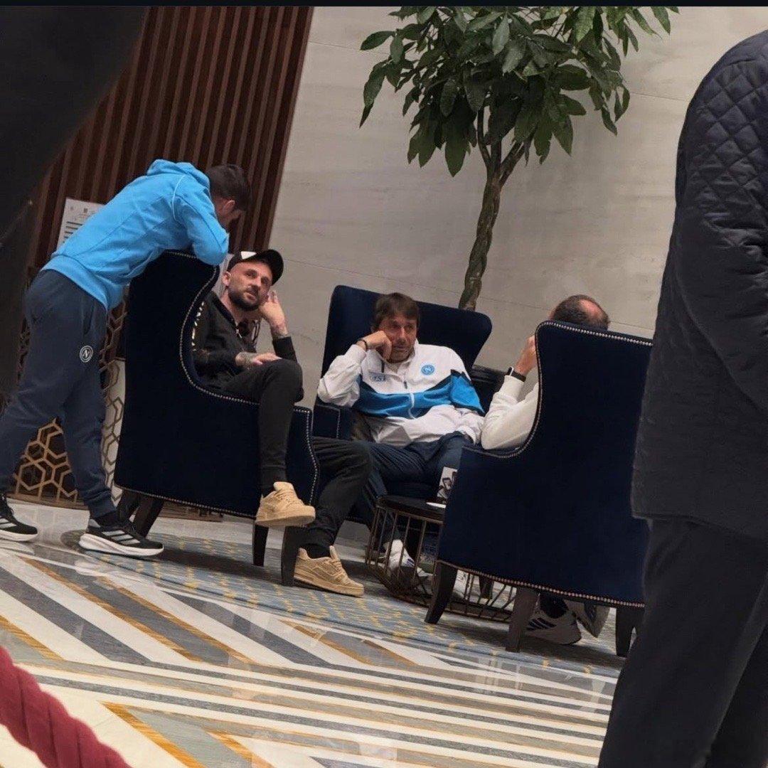 B罗和孔蒂那不勒斯2比0ac米兰博洛尼亚4比3国际米兰热点现场 