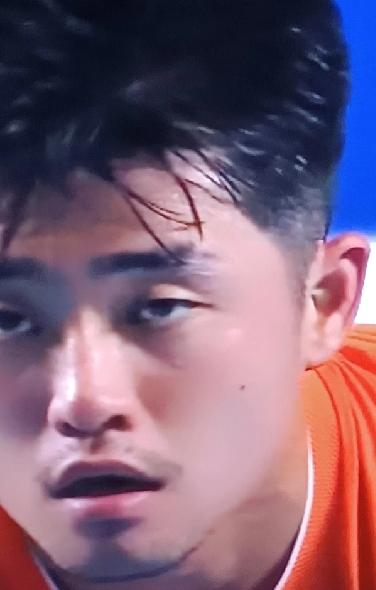 祝贺吴易昺三盘逆转锦织圭 ，晋级萨拉索塔挑战赛八强！
      北京时间4月1