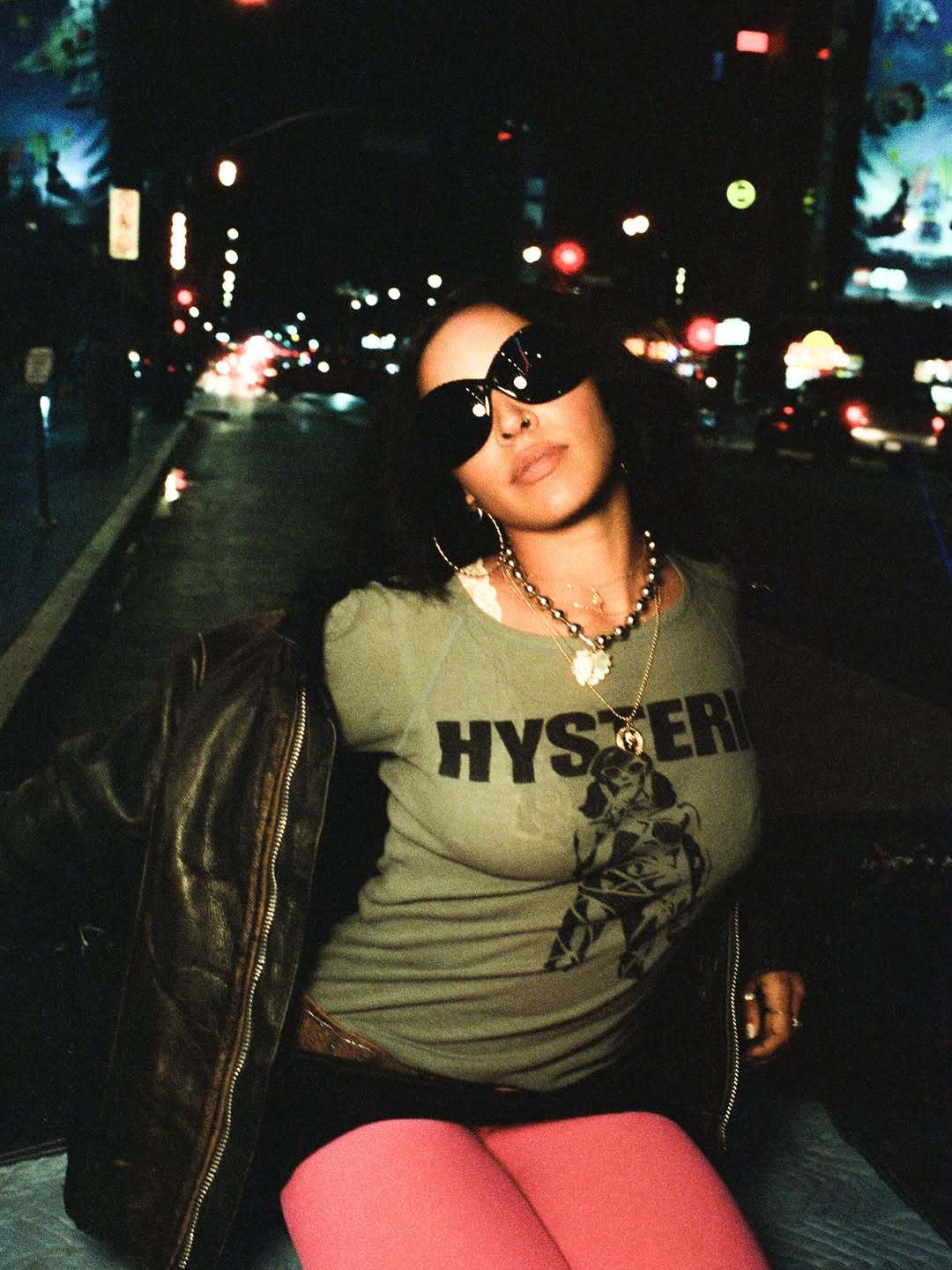 Tinashe  Tinashe这个全新时期的单曲/专辑发行将由大西洋唱片（华纳