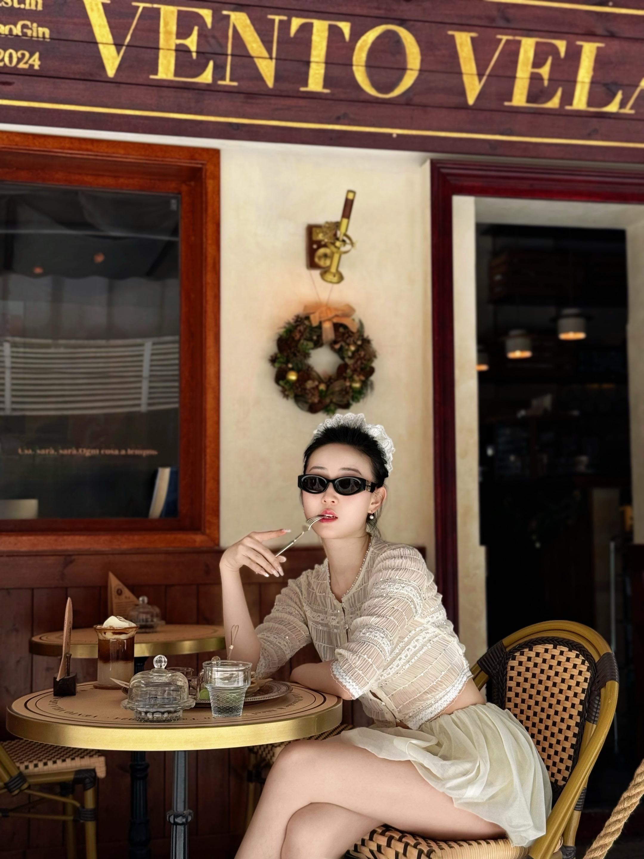 生活不是电影🎬幸福源自珍惜 btw 这双鞋是怎么做到又嗲又舒服的🥰爱了