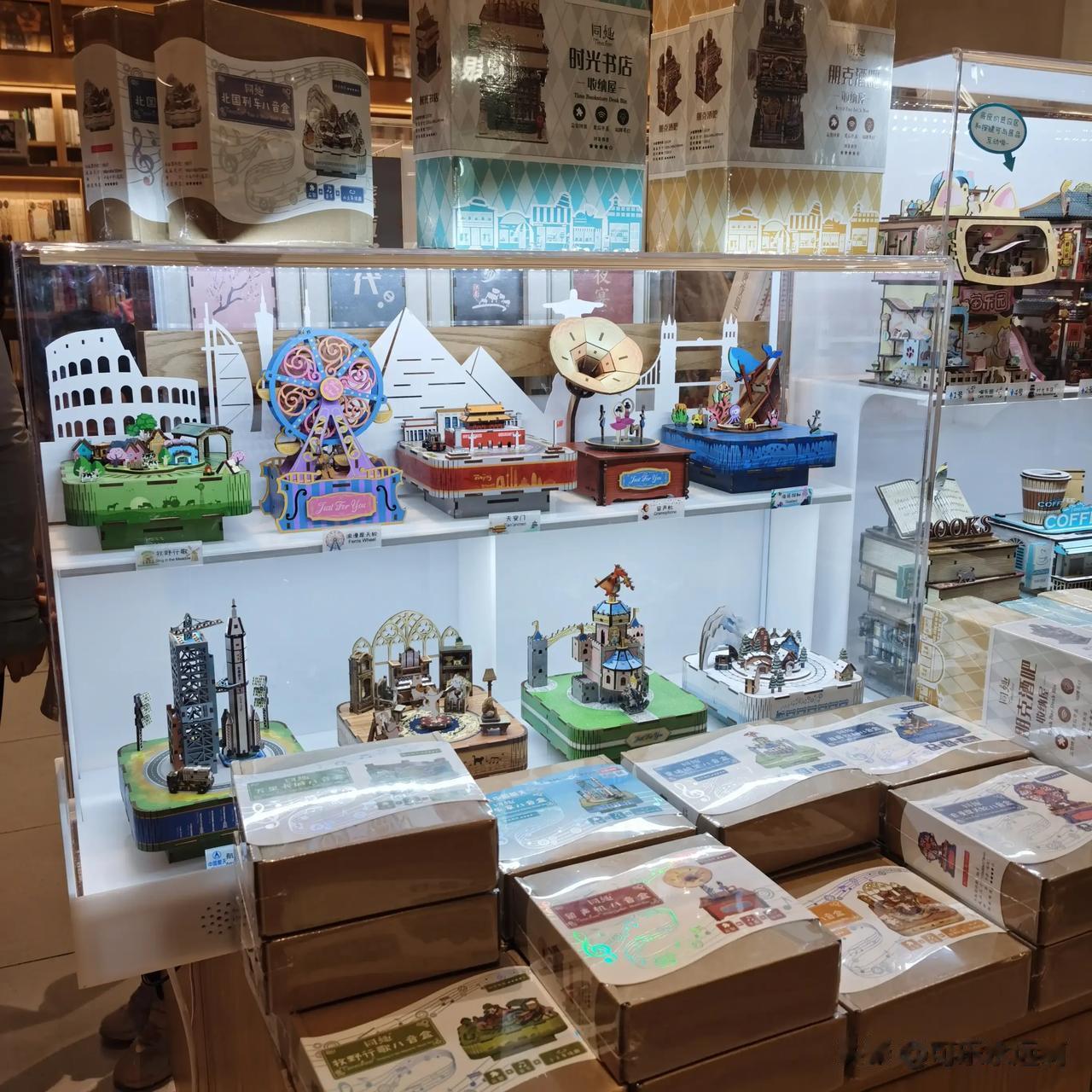  
又一年开学季来袭~新学期新样貌，文具当然也要买新的啦~
元气开学季之开学必备