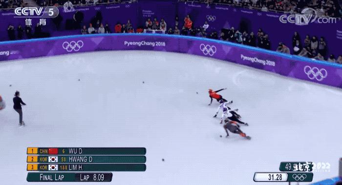 冰场是武大靖的主场冰场之于武大靖，既是赛场、梦始之地，这份底气来自战绩、纪录与情