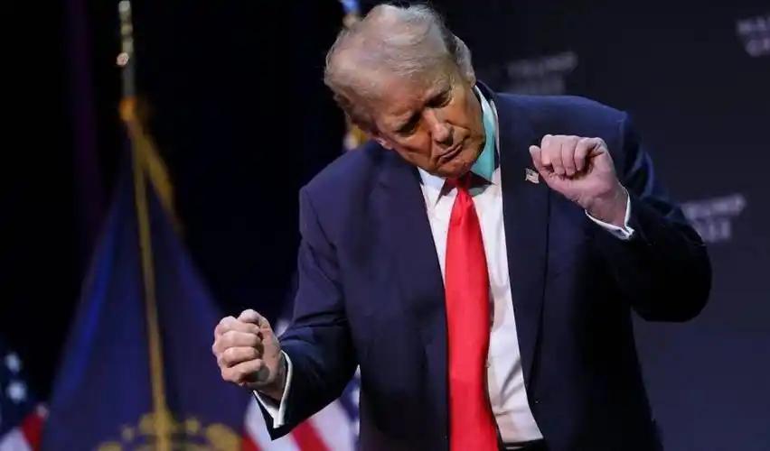 特朗普支持率创第二任期内新低，一点也不意外。路透社民调显示，受油价飙升和民众反对