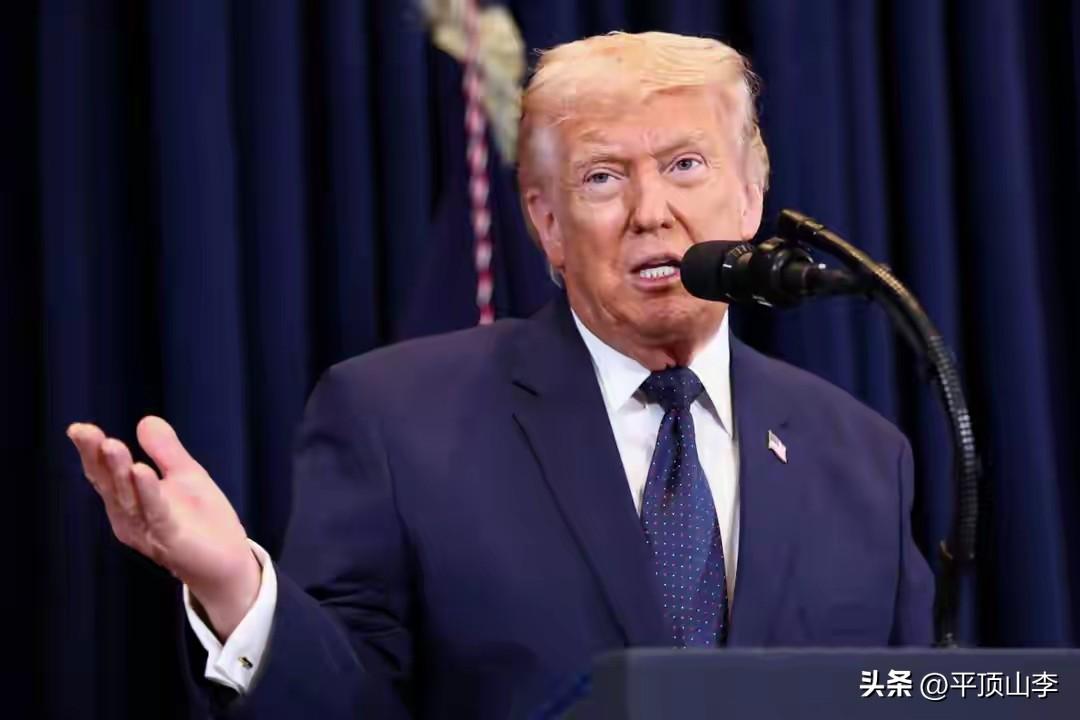 特朗普大嘴一张，说要为霍尔木兹海峡的油轮护航，结果呢？美军当场就给了老板一记响亮