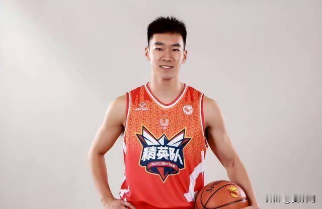 NBL开赛，泉城济南迎来了新军山东蜜獾，他们将于山东篮球迷熟悉的省体篮球馆开启职