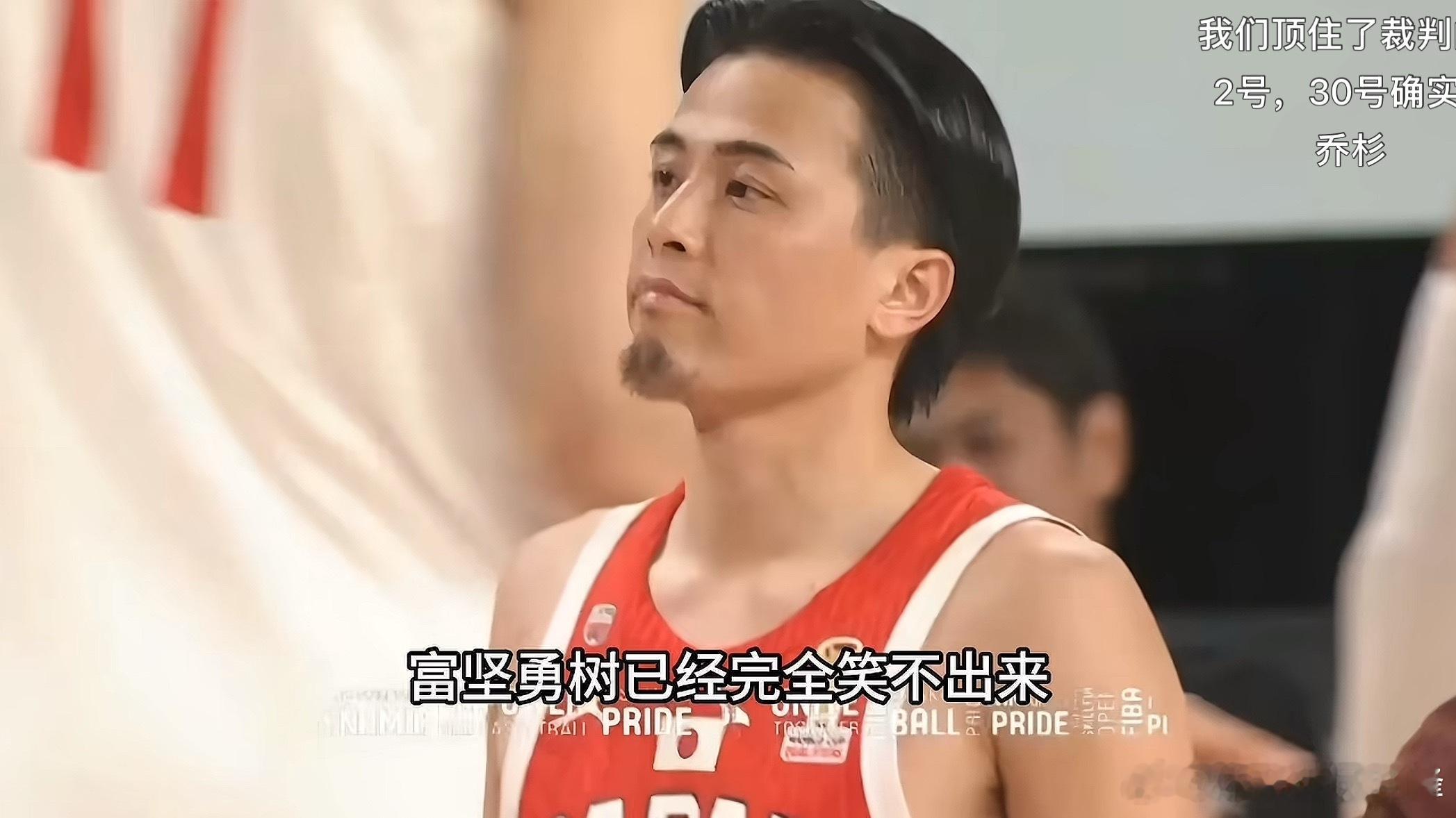 日本队半场那副得意猖狂的样子，结果打完比赛立刻笑意全无，脸都拉下来比🫏都长。开