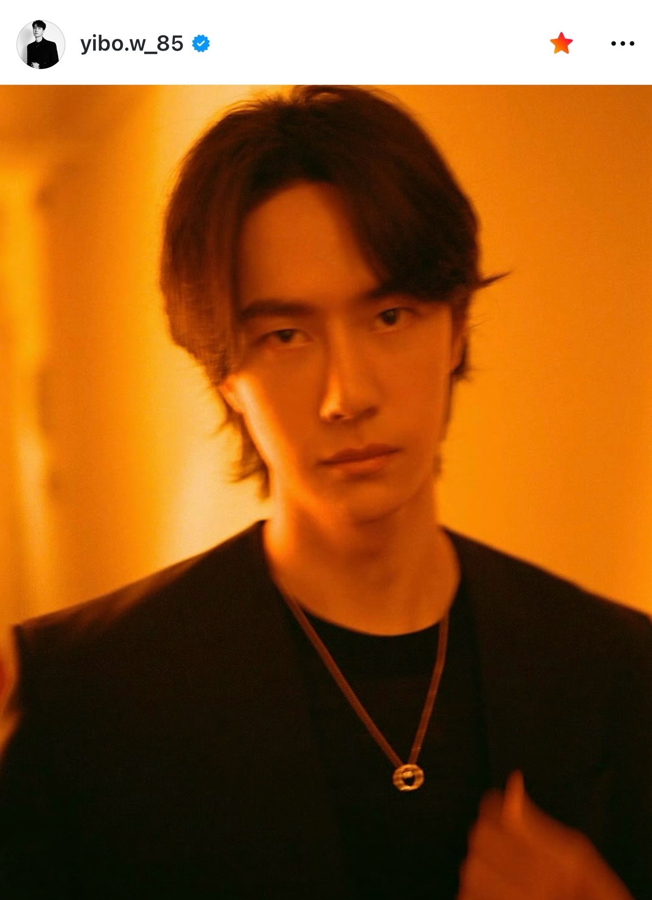 一博ins更新啦都去点点[yeah][yeah] 王一博香奈儿品牌形象大使 ​​