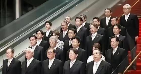 俄罗斯专家说：只要中国依旧不与日本对话，对日本实施物资进出口管控，用不了多久日本