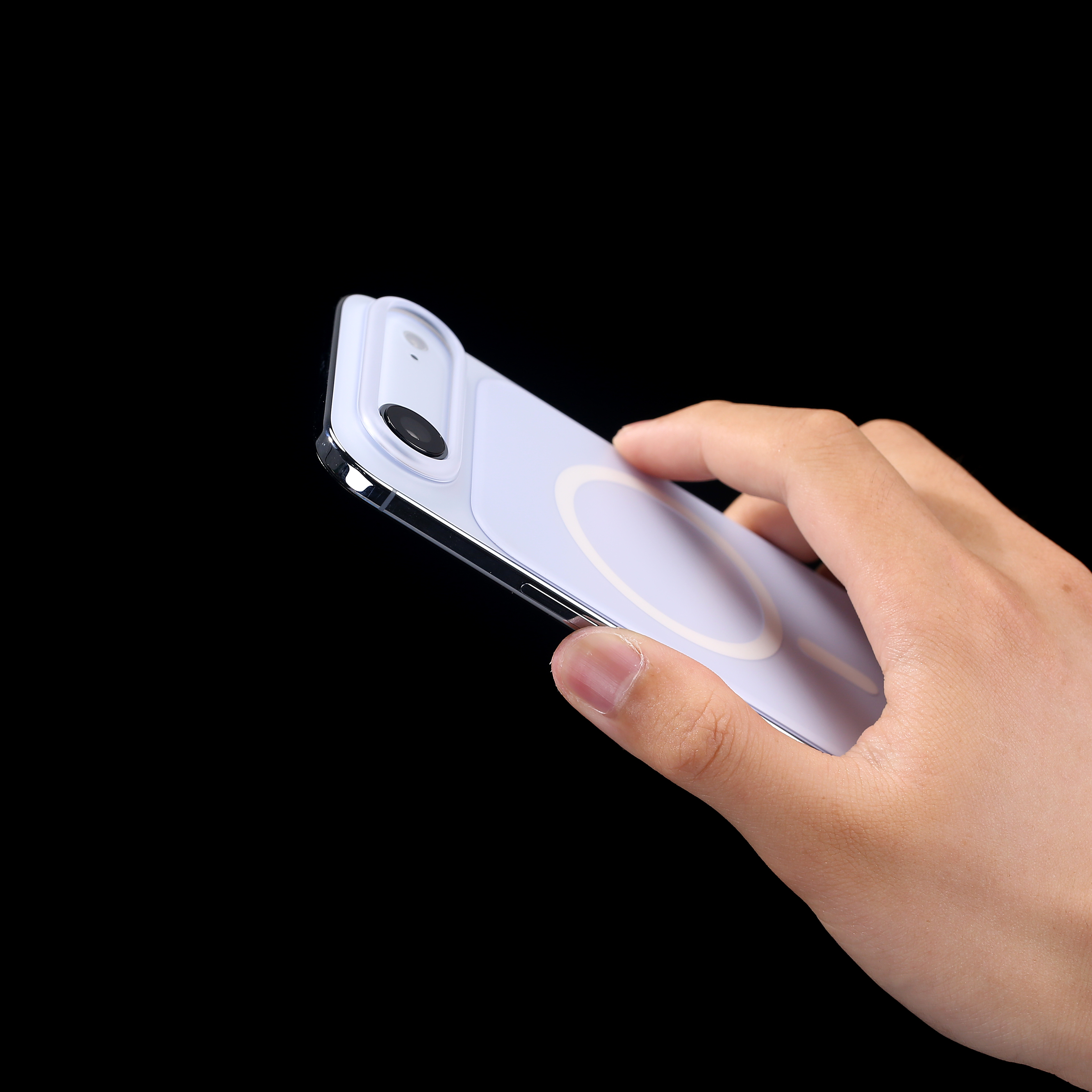 平嵌家族新增一员， iPhone Air 平嵌镜圈+平嵌磁贴（图3搭配官方边框壳