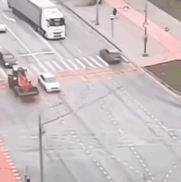 双方都是老司机，万幸缘分让他们碰上了。