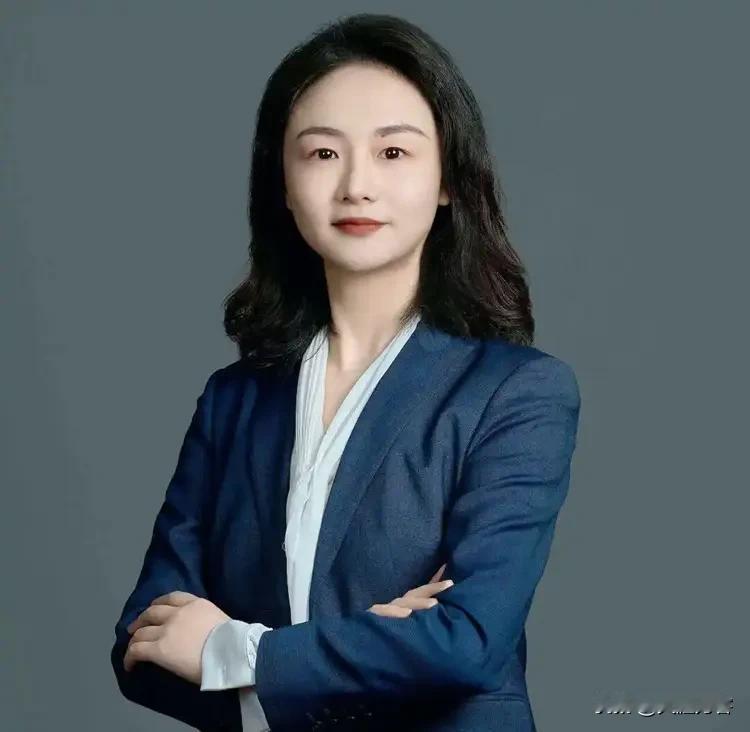 律师行业大崩盘！七成律师活得不如外卖小哥
 
曾经穿西装打领带、出入CBD的律师