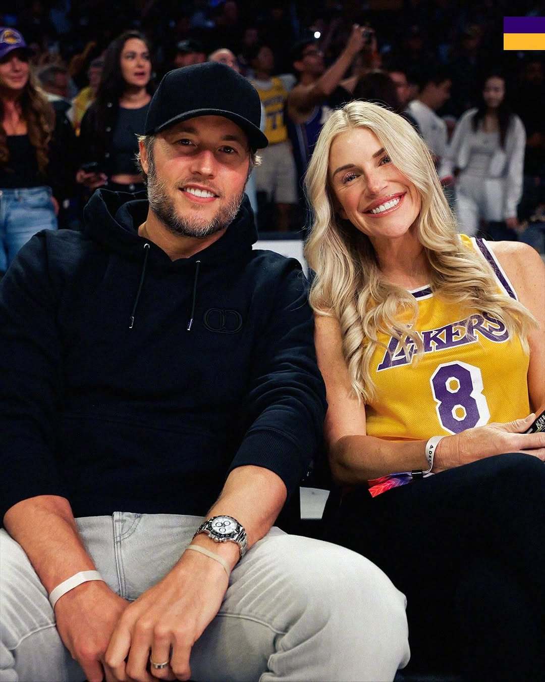 欢迎的四分卫斯塔福德来湖人看球祝你享受今天的胜利👏🏼！湖人2比0火箭nba季