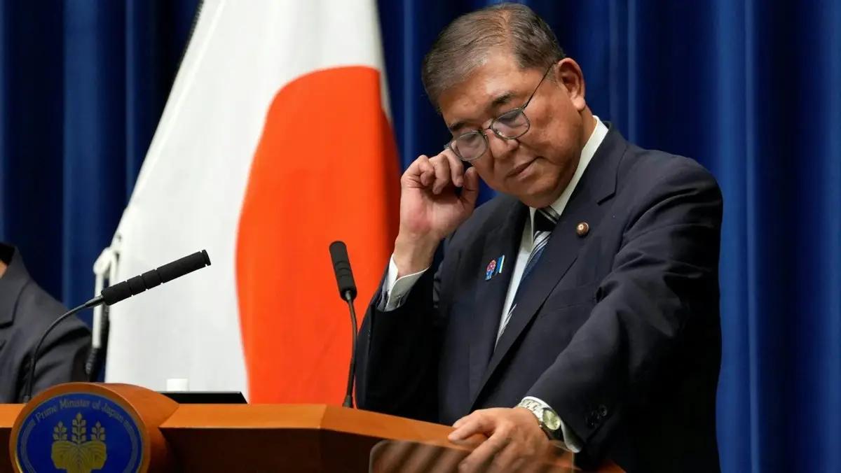 石破茂，对着路透社的镜头，说同僚高市早苗去年那番引发轩然大波的言论，如今“已经没