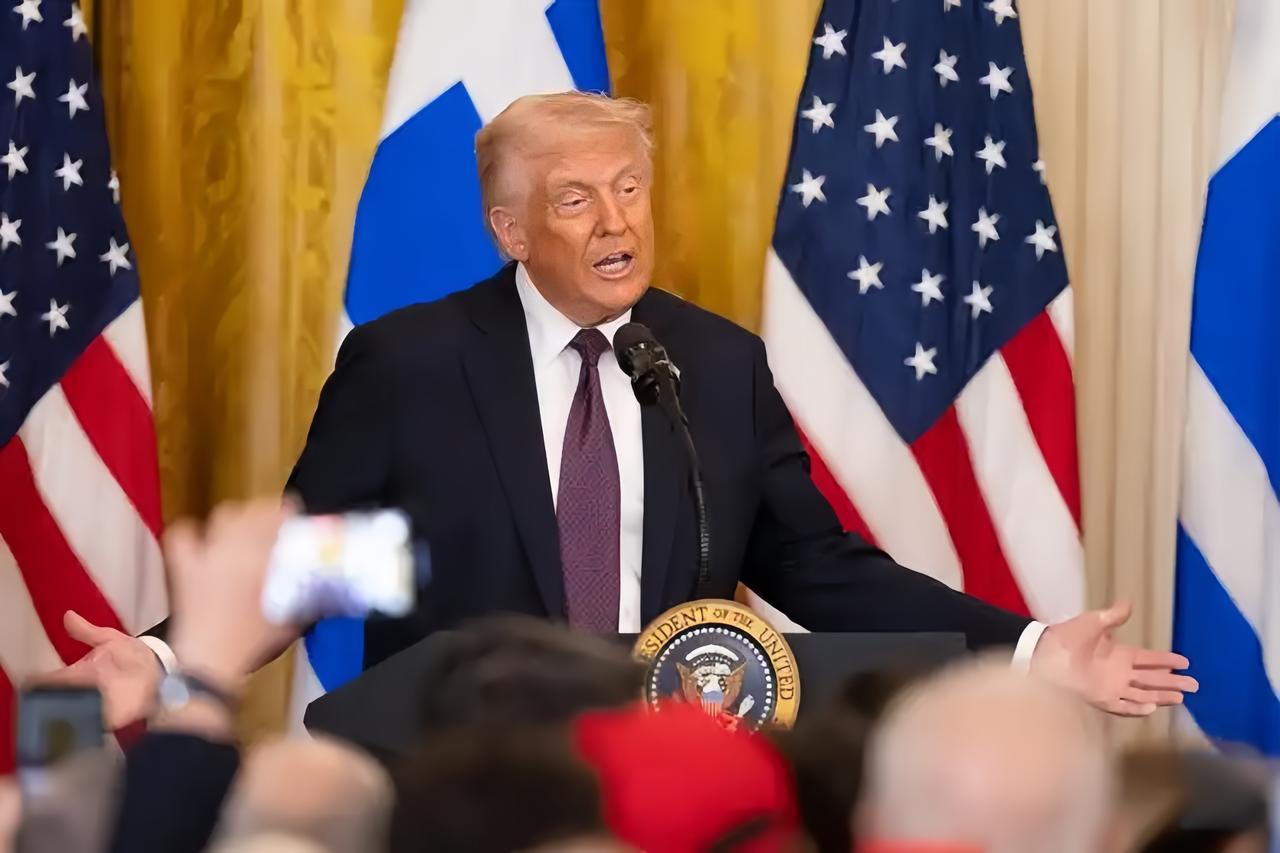 俄罗斯原本计划一个月拿下乌克兰，结果战争持续四年多时间了，依然深陷战争泥潭难以脱