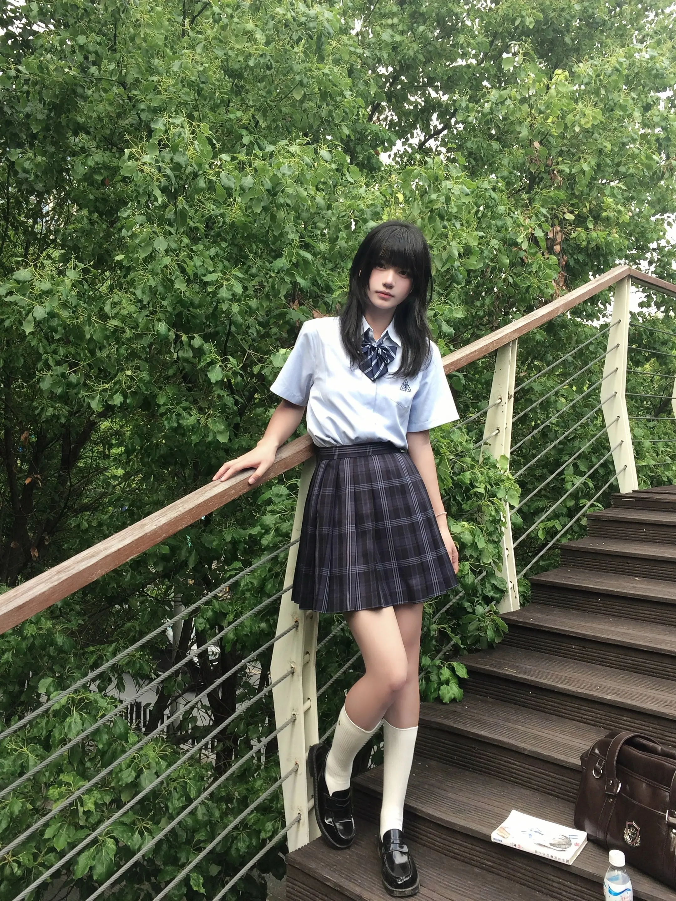 潮湿的夏日。
