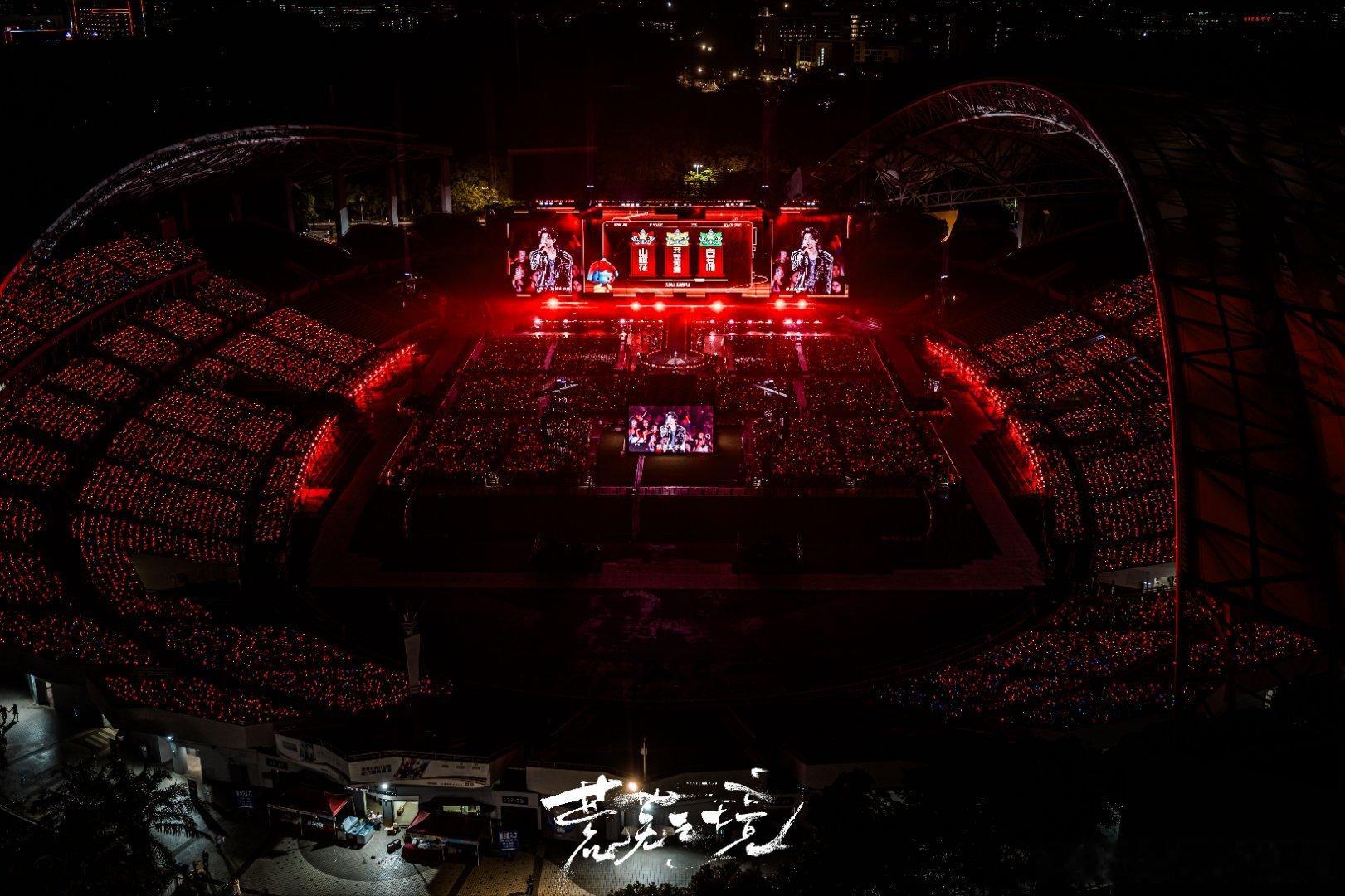 陈楚生体育场上座率陈楚生演唱会上座率 跨越时光依旧被偏爱，陈楚生体育场演唱会上座