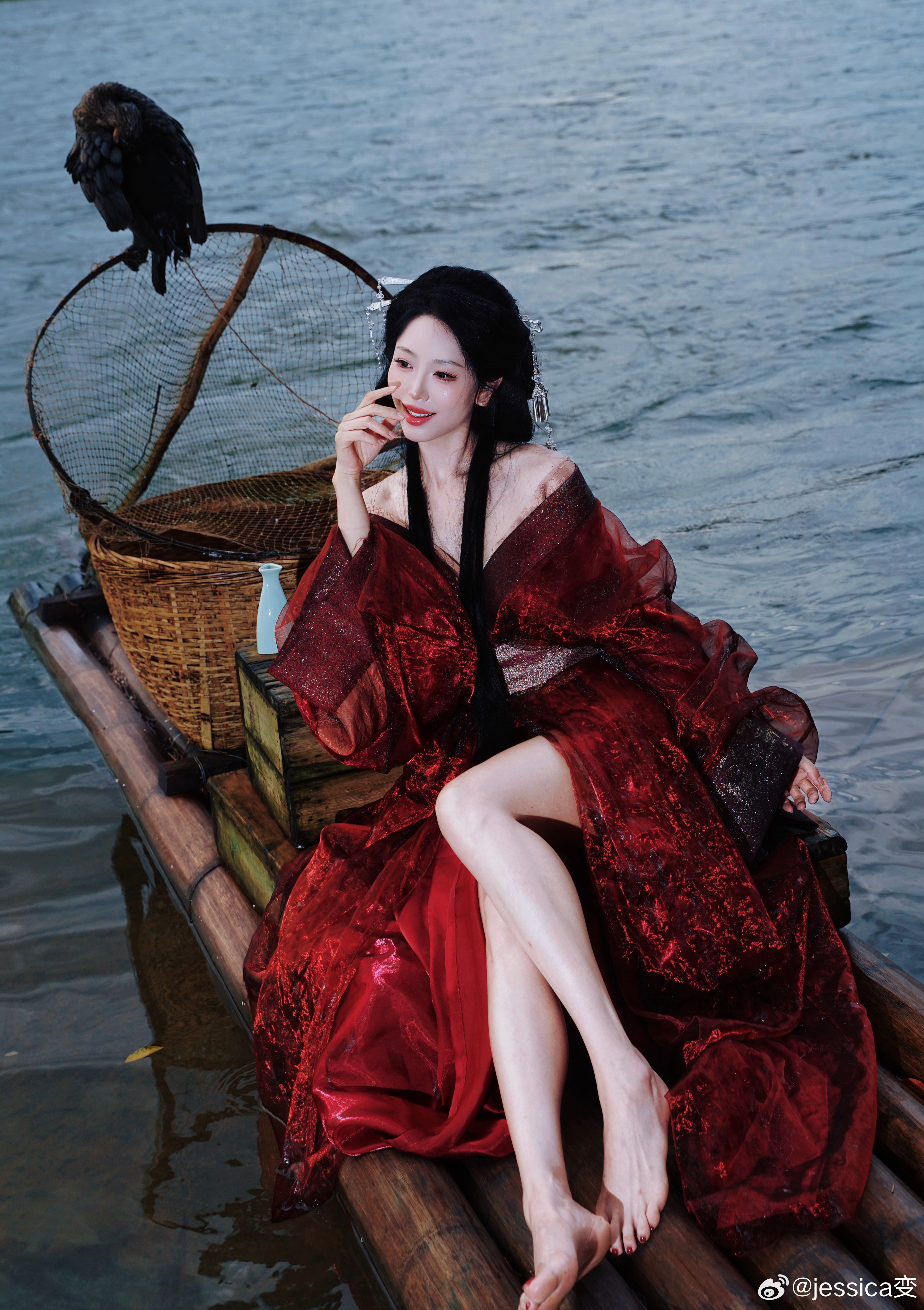 摄影师说拍古装 要么不笑要么浅笑 姐妹们 你们觉得笑好还是不笑好