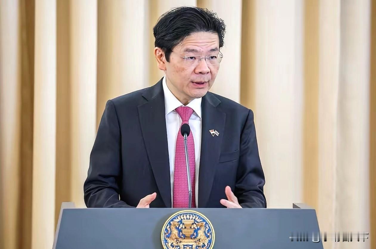 这就叫“回旋镖”扎自己身上了！
   黄循财想给日本侵略者做辩护，他的祖辈家族历