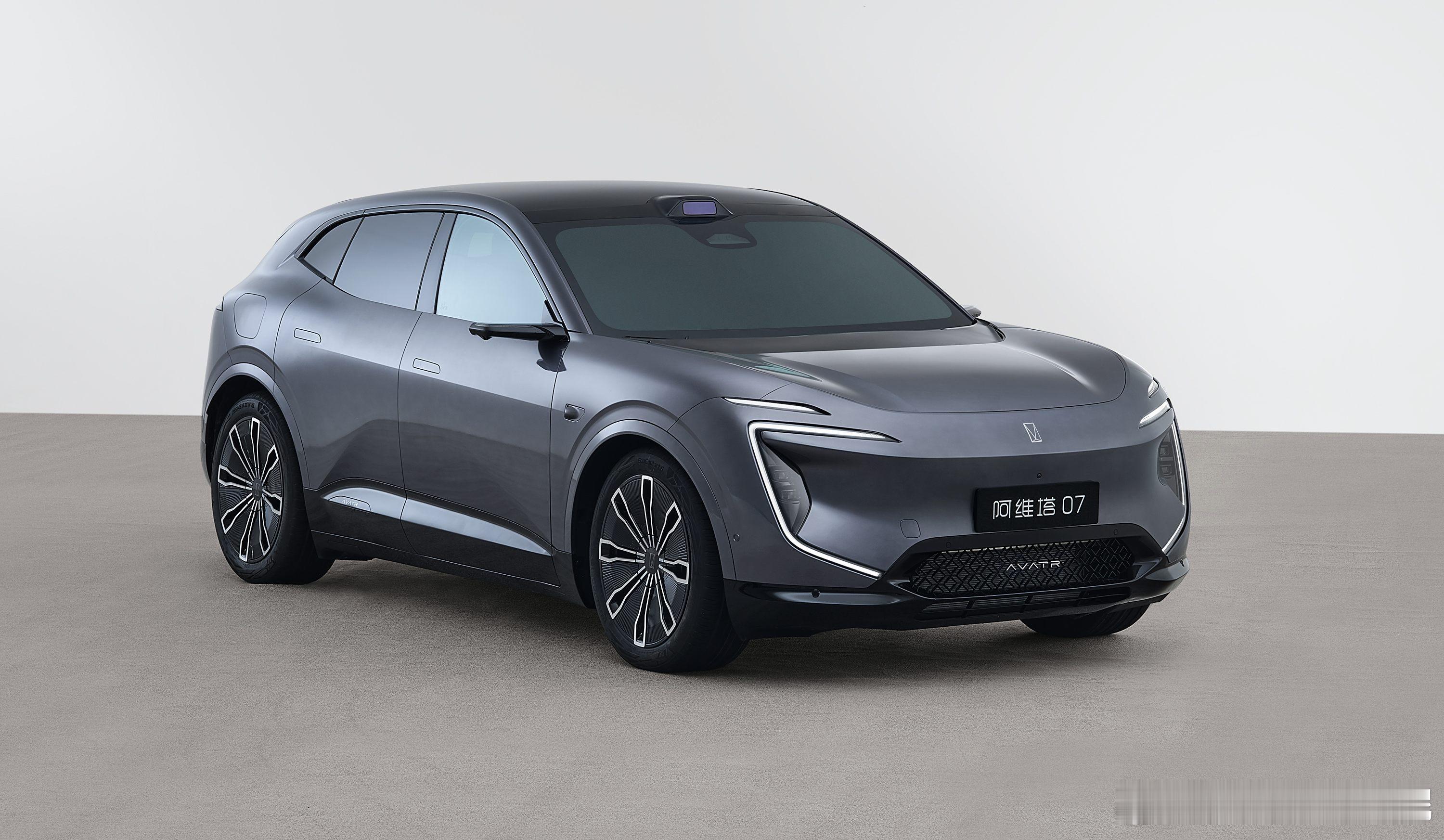 #阿维塔07# 来了！4.8米车长的中型SUV，轴距2940，其实之比阿维塔11