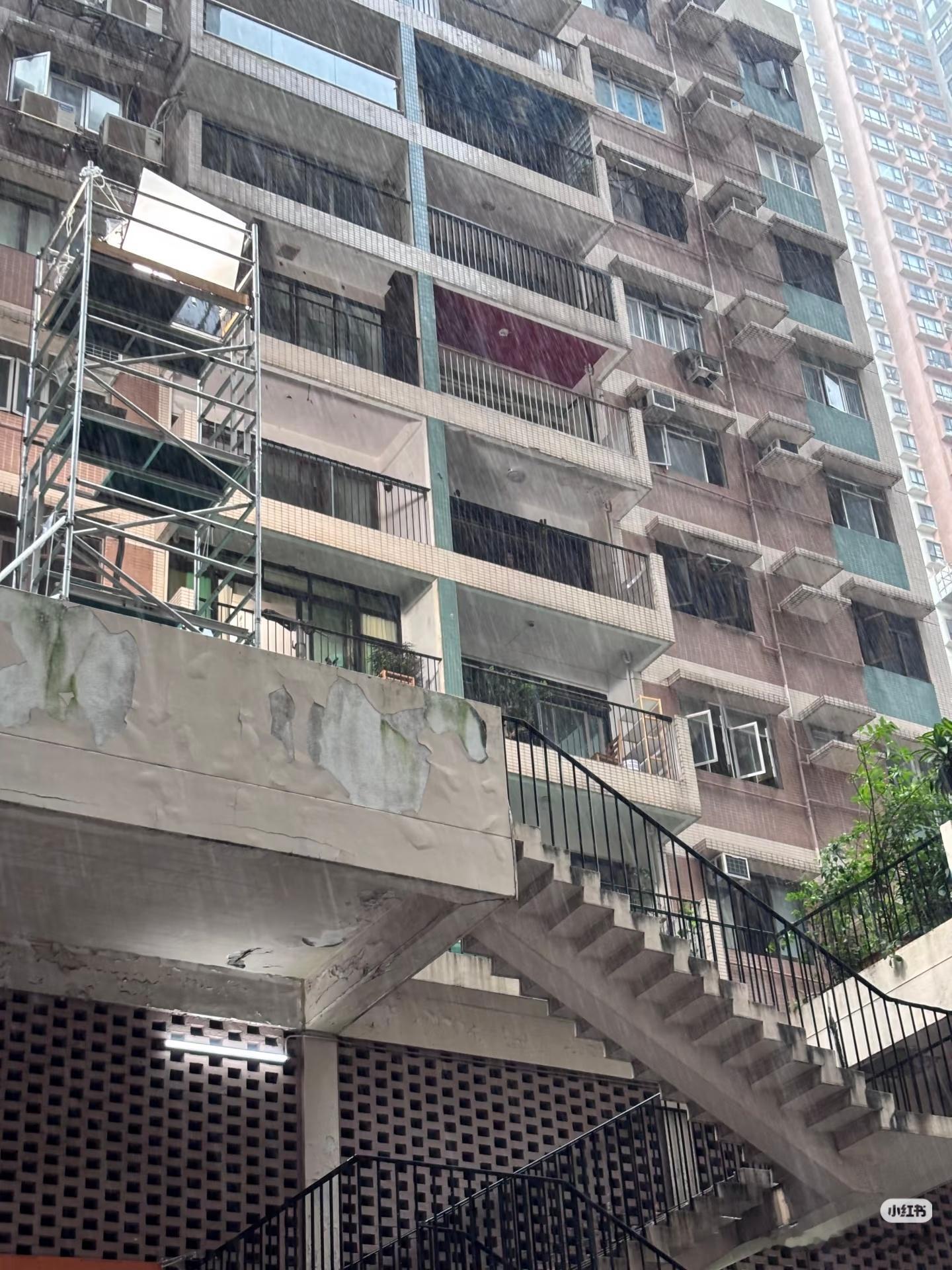 hk这个地方，在我这里跑了一天了，这里有我心心念念的人。 
