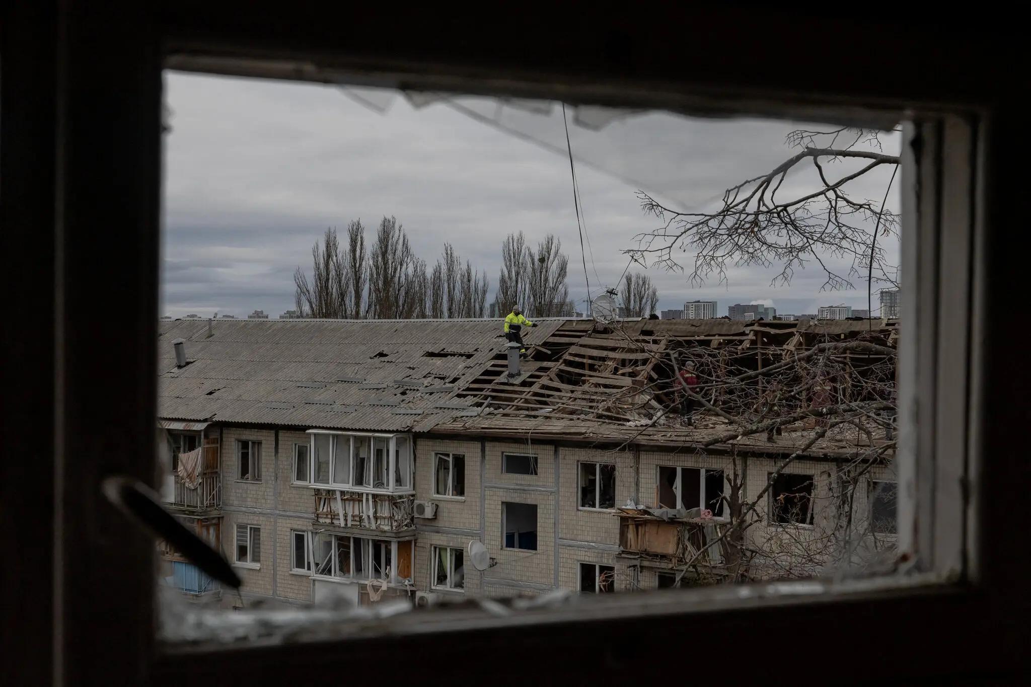 乌克兰动态 俄乌和平谈判进展仍受战火冲击随着美国主导的俄乌和平计划谈判继续推进，