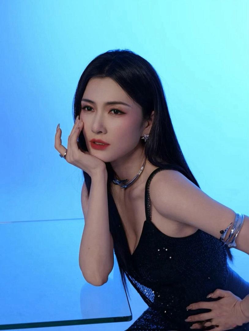 徐洁儿徐洁儿手机找不到了妈呀妈呀！！！到底咋回事？手机手机📱呢 