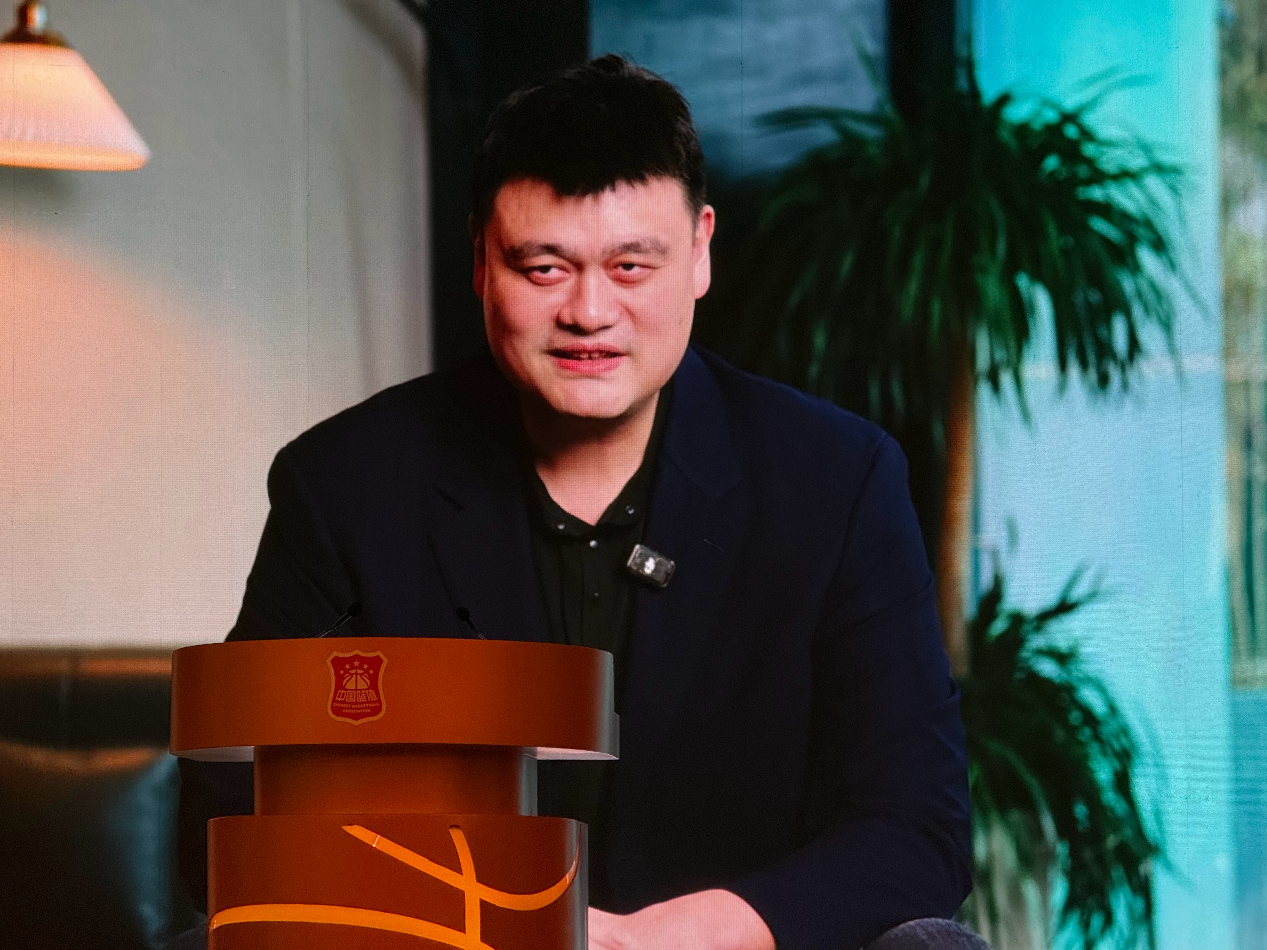 姚明录视频，介绍王非入选名人堂，两人之间故事颇多。另外，大姚什么时候进？2025