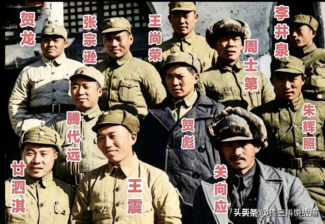 1936年10月22日，红一方面军、红二方面军到达陕北相聚，将士们别提多高兴了，