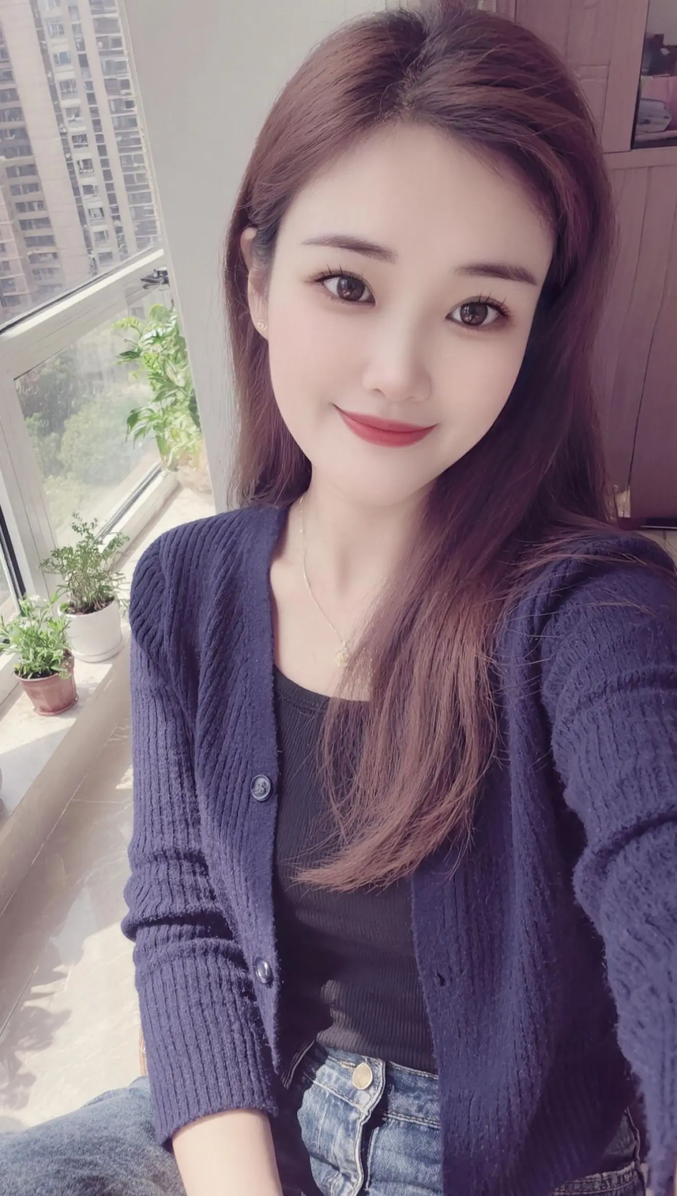 穿搭AI窗畔生活照 随变ai随便玩