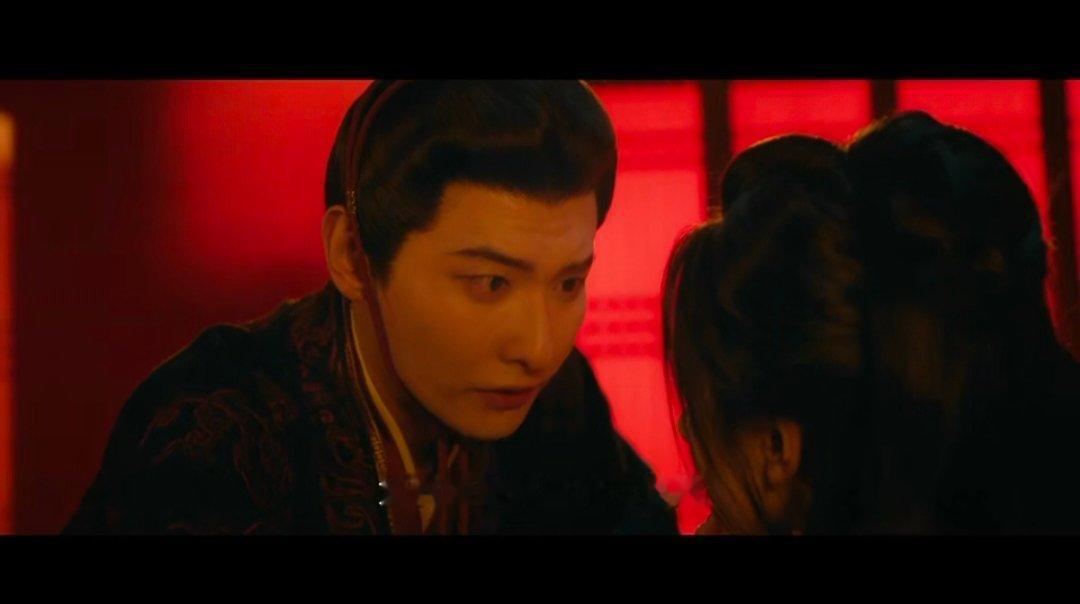 陈都灵楚朝哭戏心疼陈都灵楚朝 半个娱乐圈宣传翘楚 昔日将门娇女历经磨难，陈都灵一