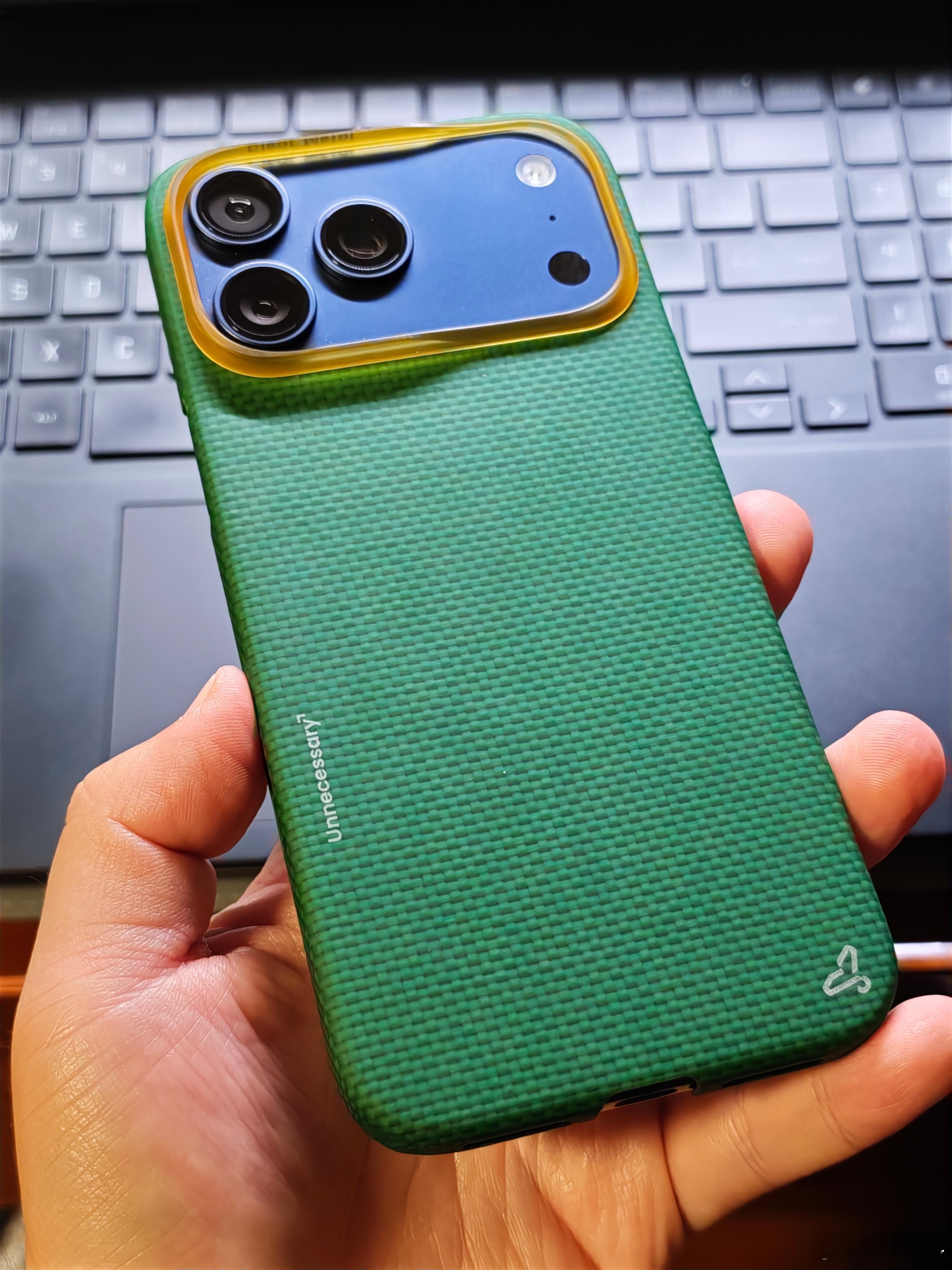 iPhone17国内销量曝光 这销量太厉害了，为什么苹果能卖的这么好呢？它价格那
