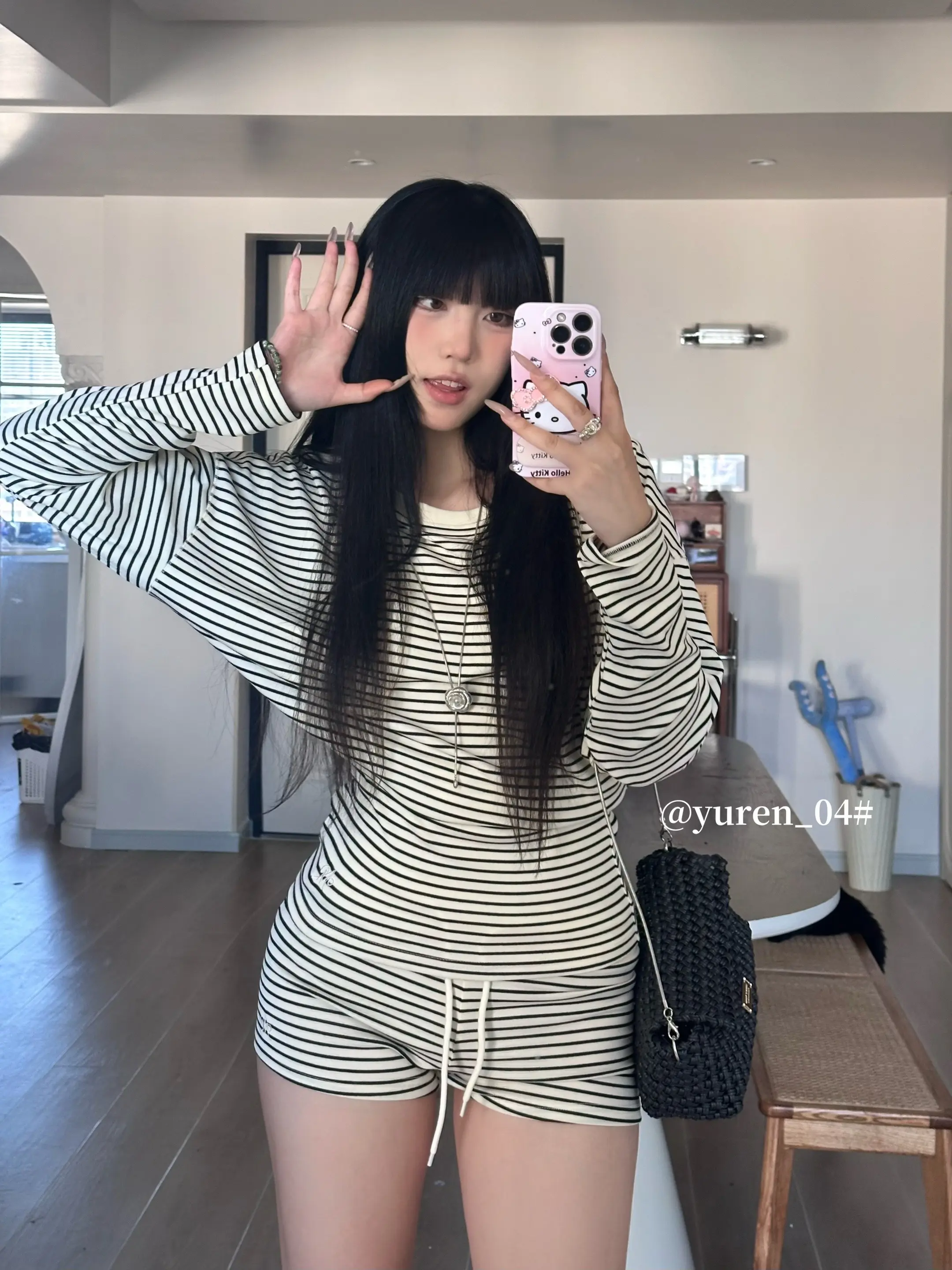 纵有万般不舍，也抵不过万般无奈。