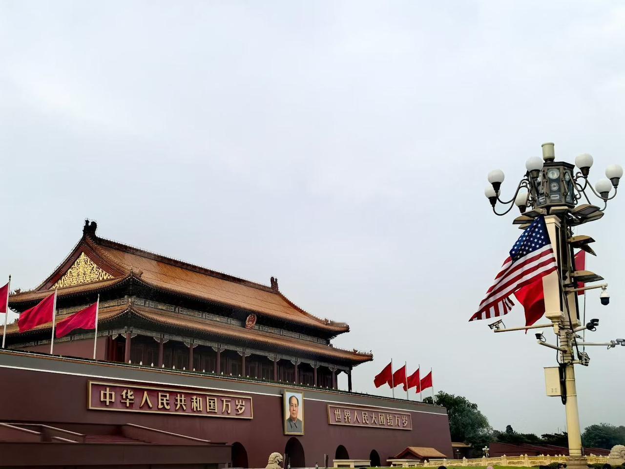 分享一张最近随手拍的照片祖国万岁，人民万岁！