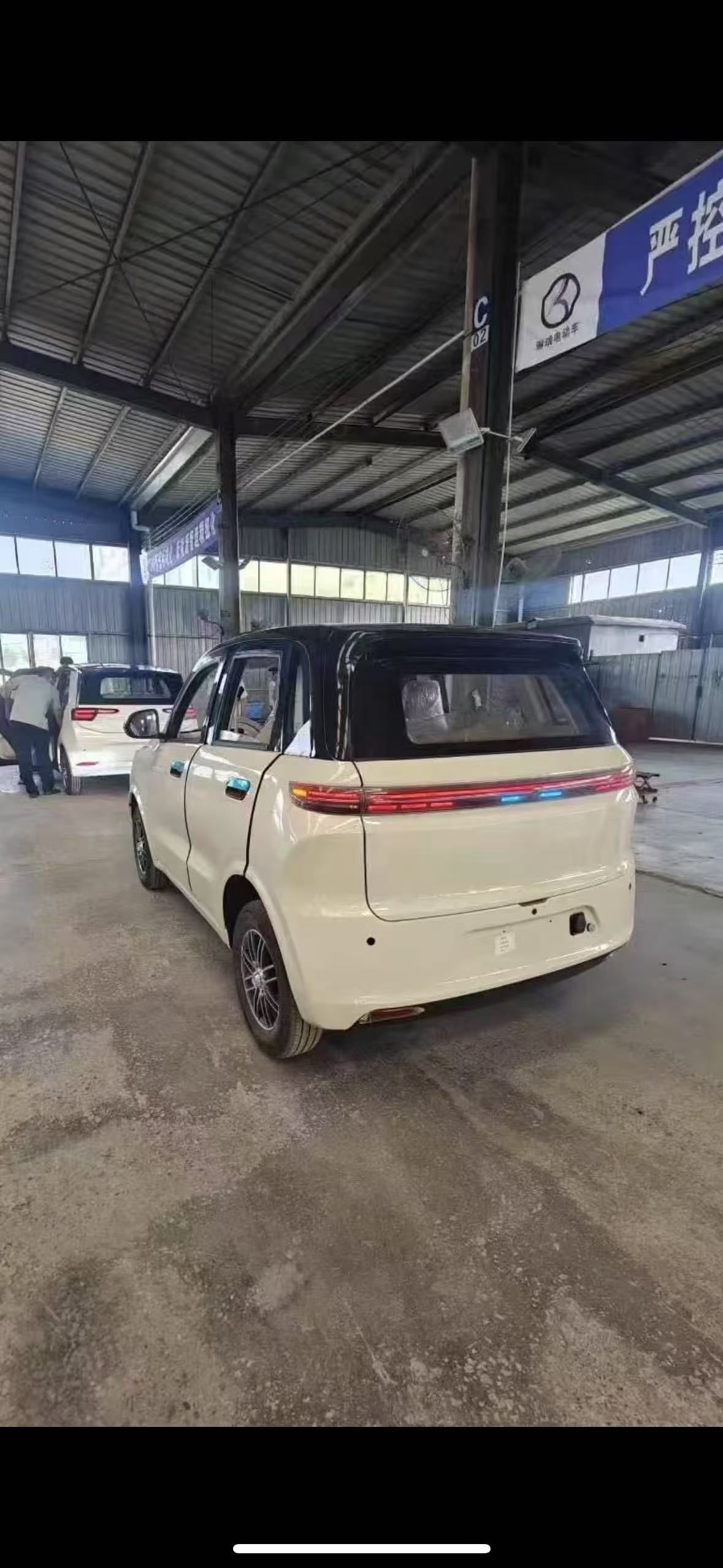 [允悲]辅助驾驶小蓝灯？？？ ​​​
