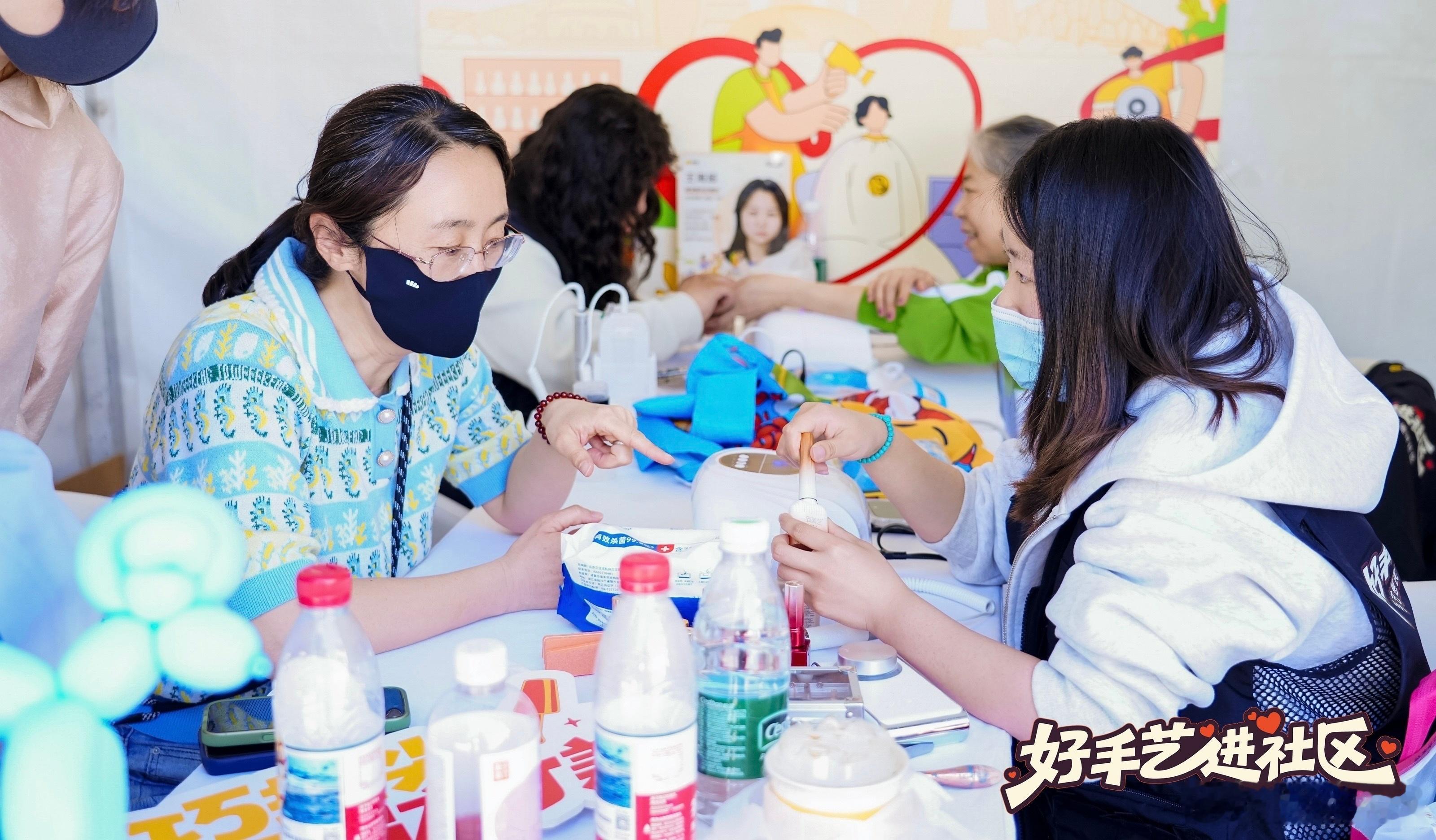 被北京大妈严选的宝藏手艺人 人情味就是当今社会最温暖的存在，在北京回龙观金域社区