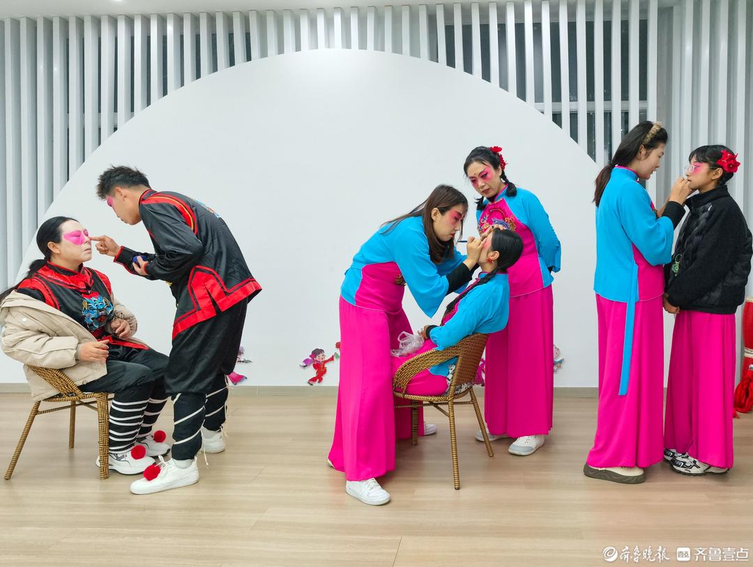 新春随手拍|化妆（手机摄影）