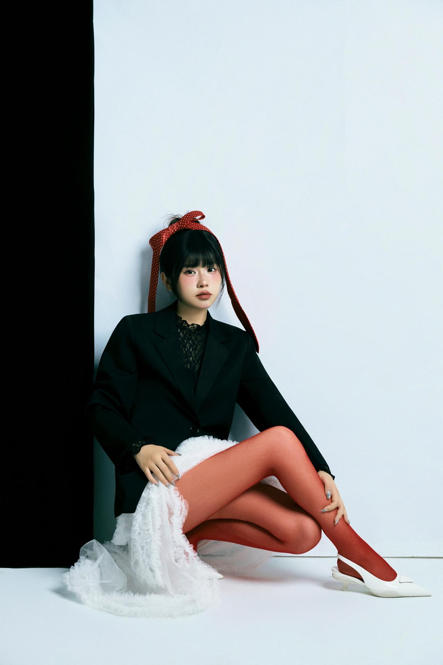 甜酷韩杂写真。