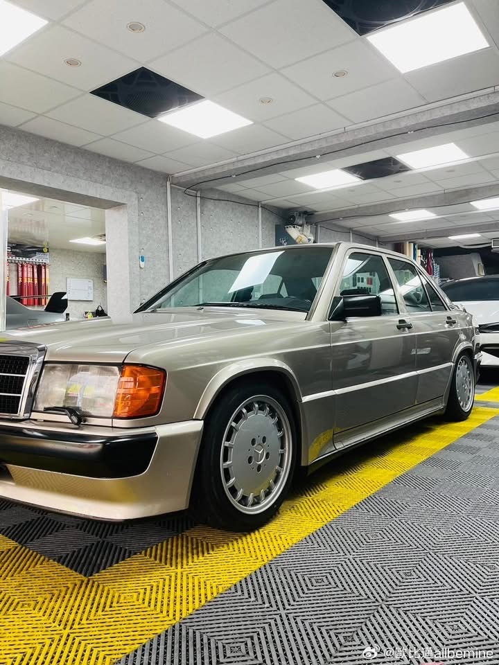 台湾老车🇩🇪Benz W201 190E 2.5-16V ​​​