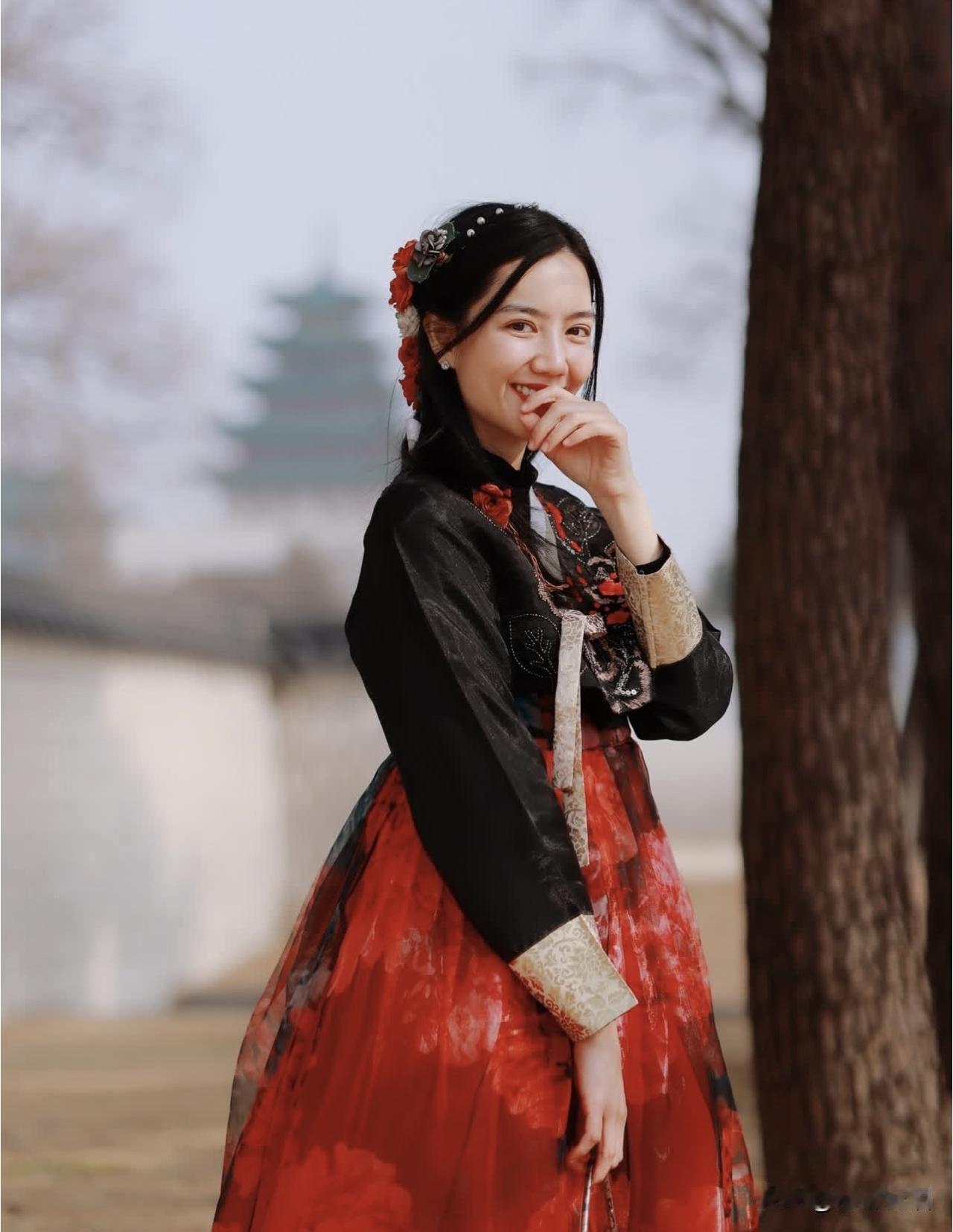 Richy的韩服look。。