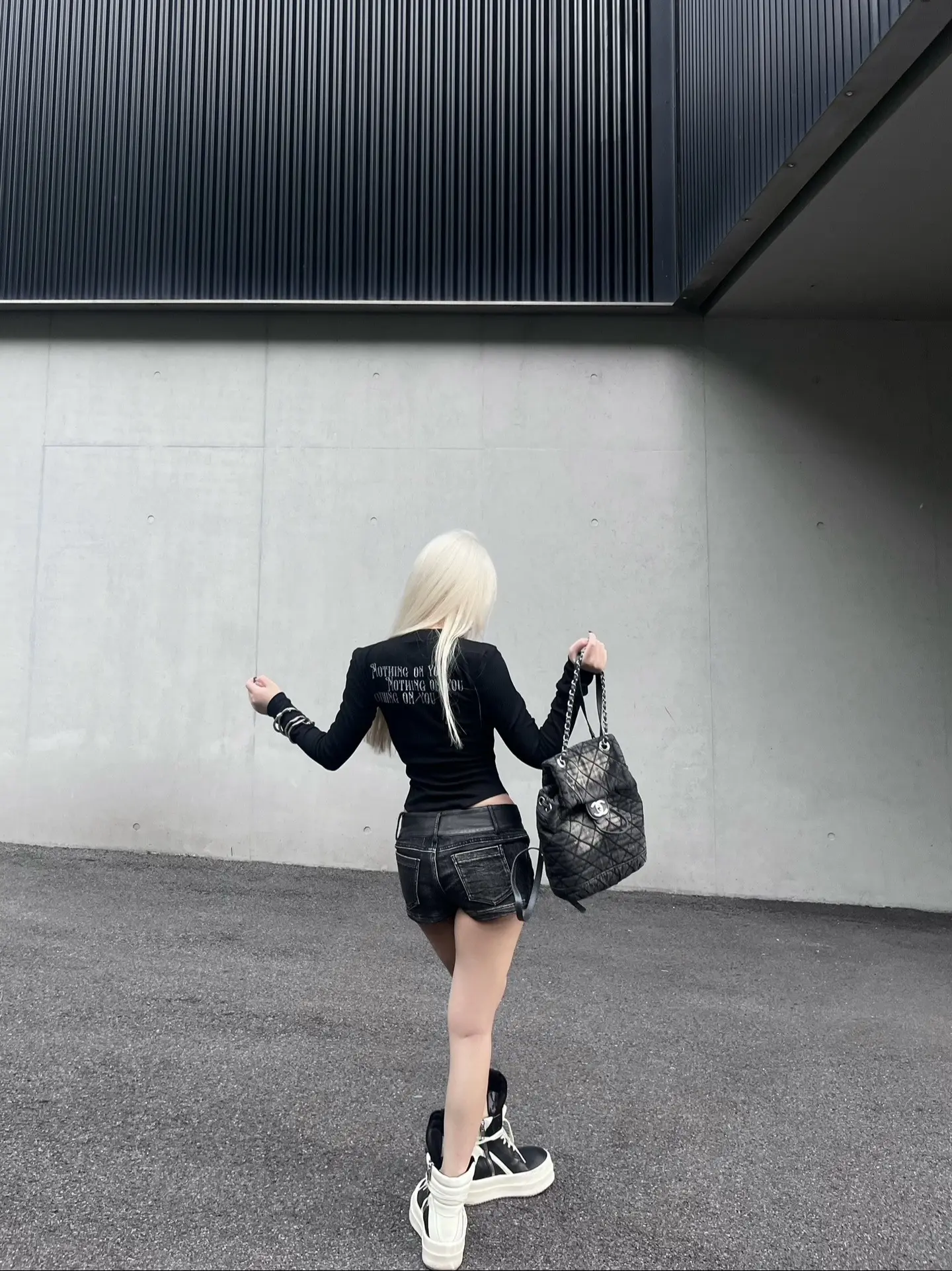 永远太远了 明天陪我吃饭吧