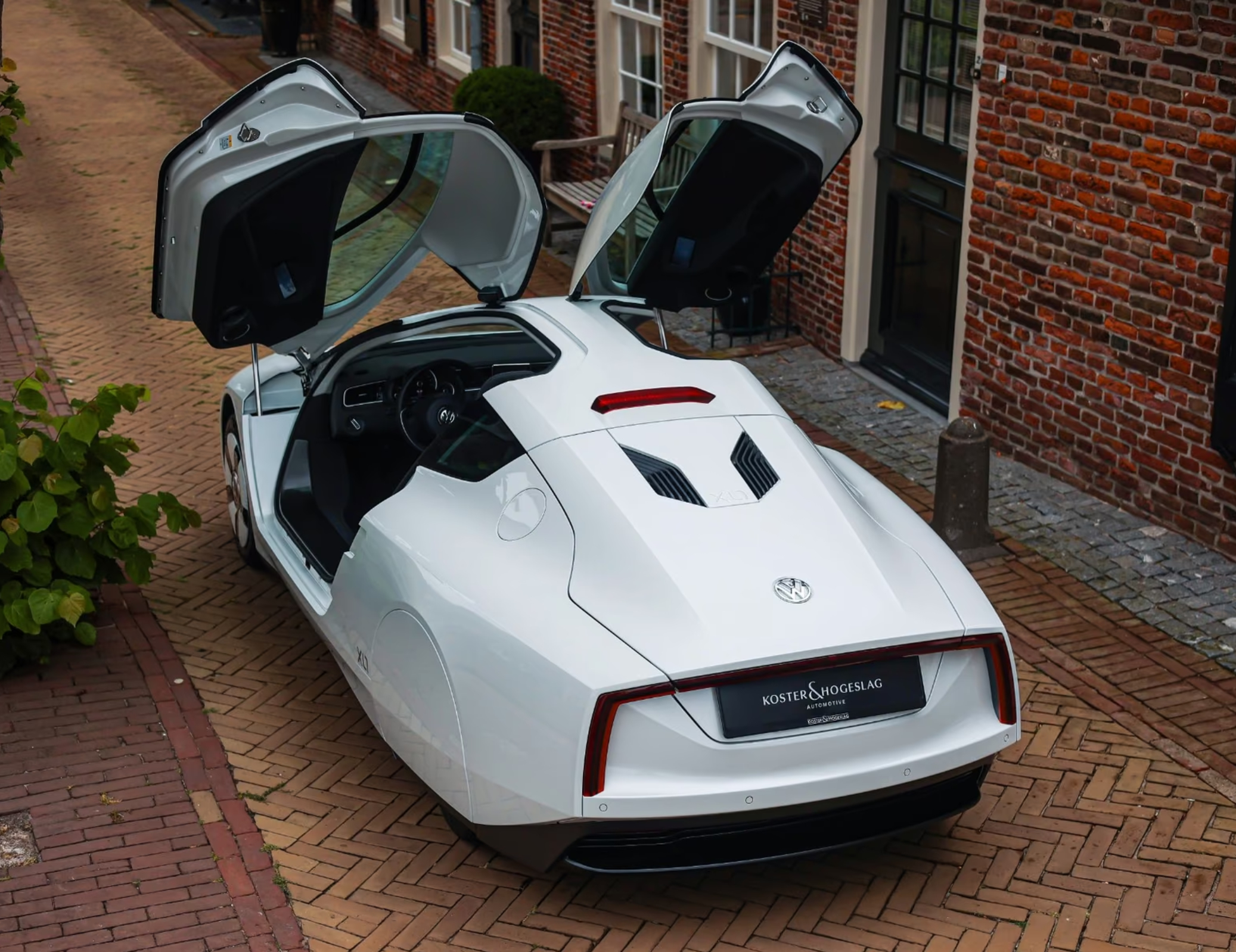 好车分享 Volkswagen XL1 1/250，大众对极致低能耗的探索车型。