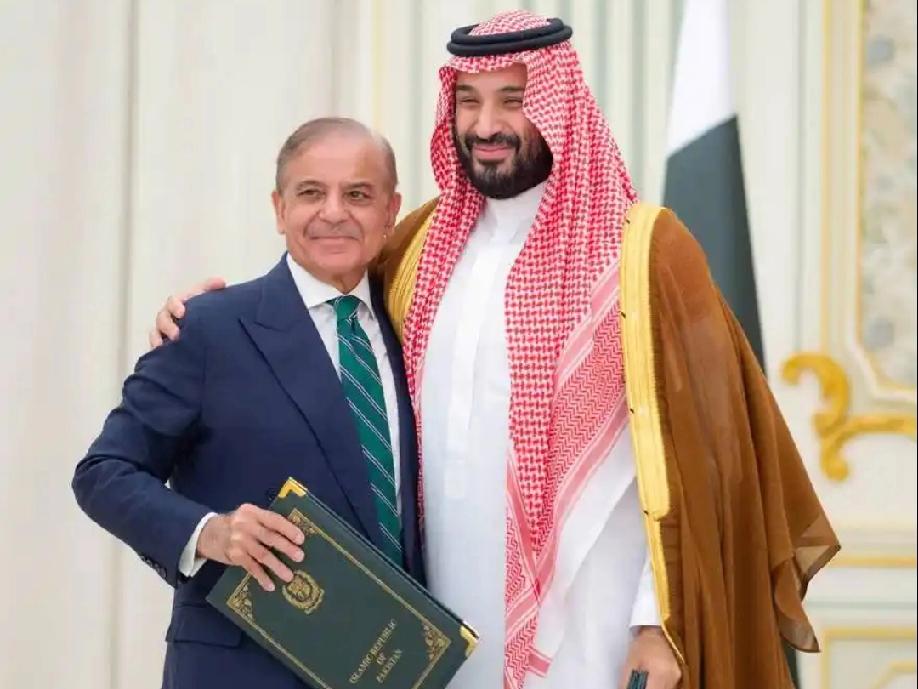 英媒:沙特将成为“枭龙”客户！
 
1月8日，路透社报道:“巴基斯坦与沙特拟深化